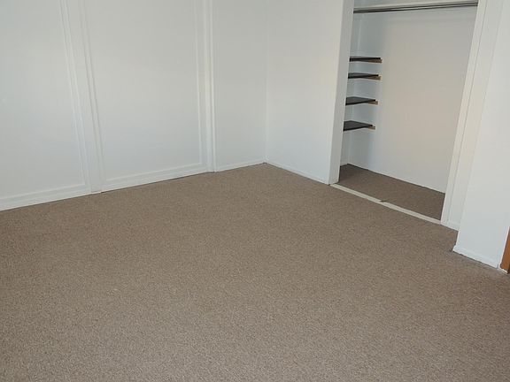 4th image of 39-20 210th St Floor 1