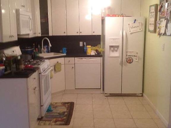 2nd image of 142 27th Ave 2 Fl 2
