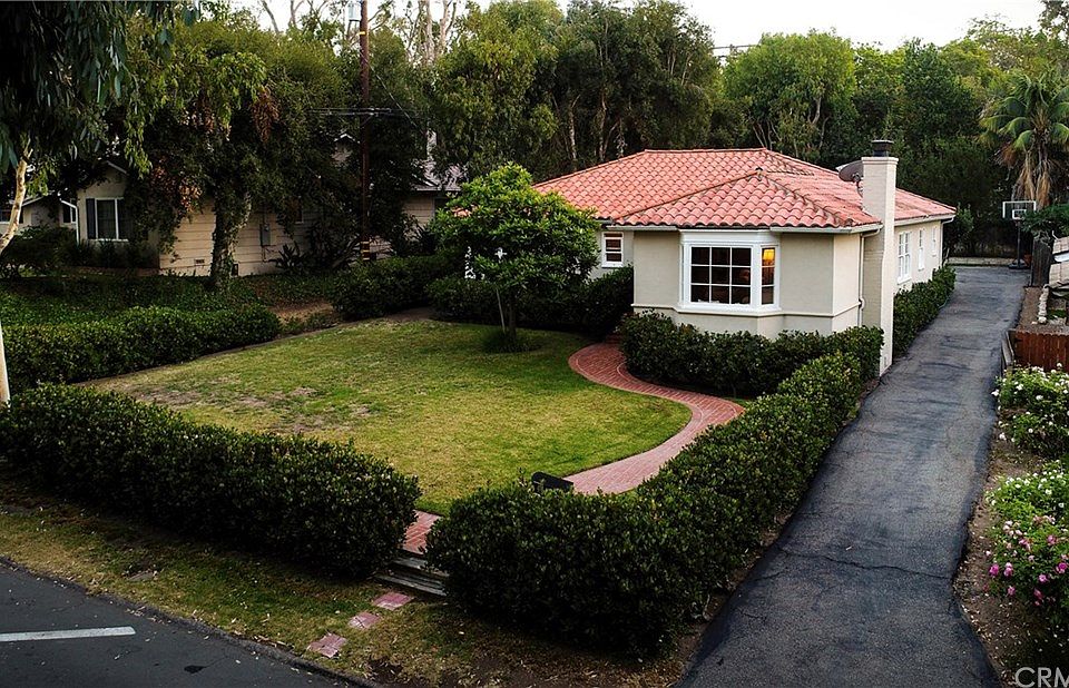 1st image of 3648 Palos Verdes Dr N