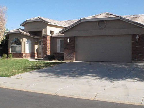 3rd image of 4173 E Meadow Creek Way