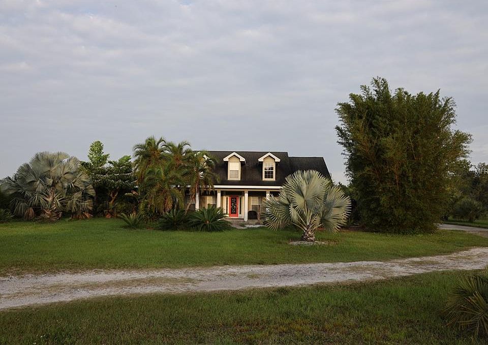 1st image of 8 Cherry Blossom Ln
