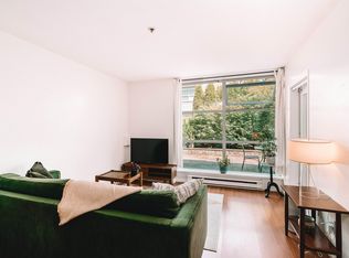 3168 Laurel St #106, Vancouver, BC V5Z3T8