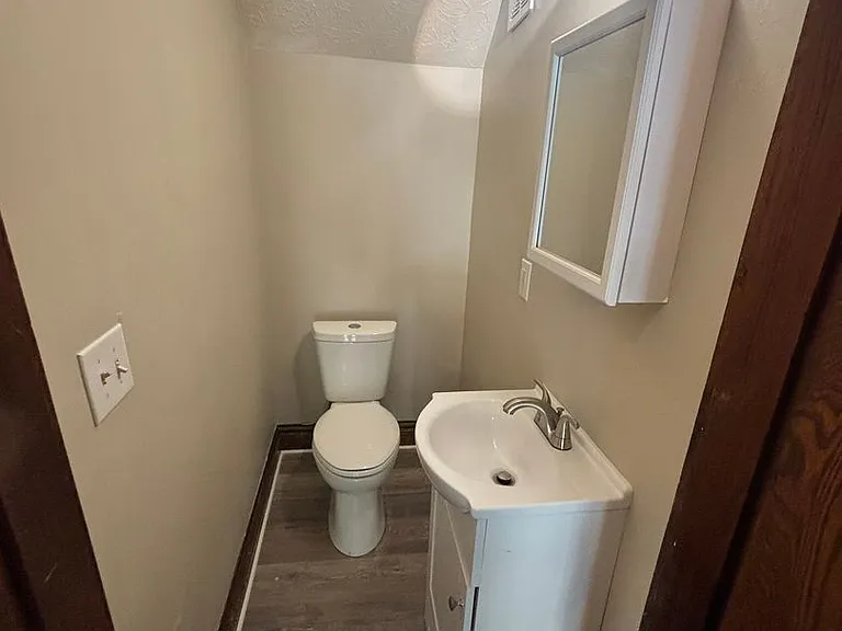 361 E Northwood Ave — Photo 18