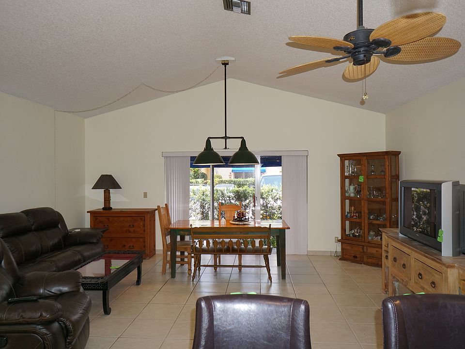 Vaulted ceiling