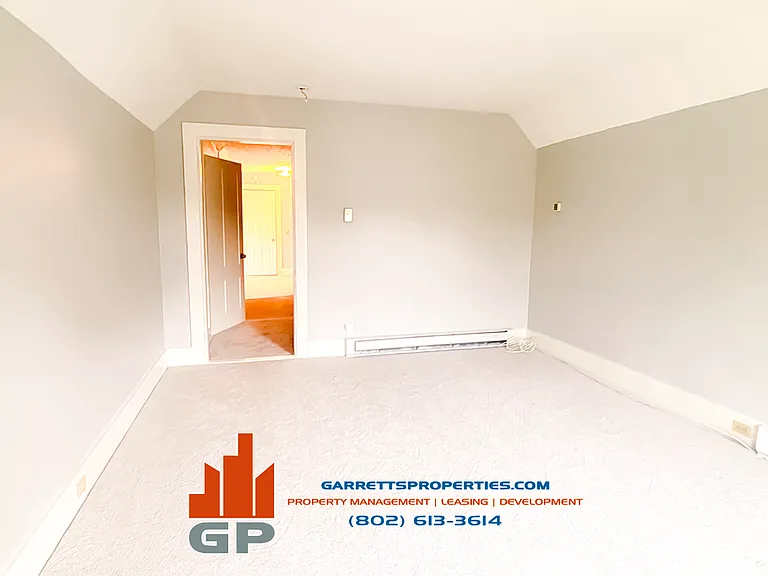 18 Clark Ave #3 — Photo 4
