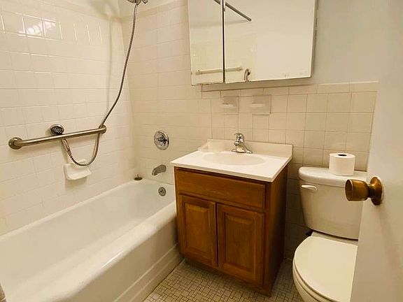 5th image of 21-71 38th St #3