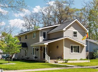 855 E State St, Traverse City, MI 49686