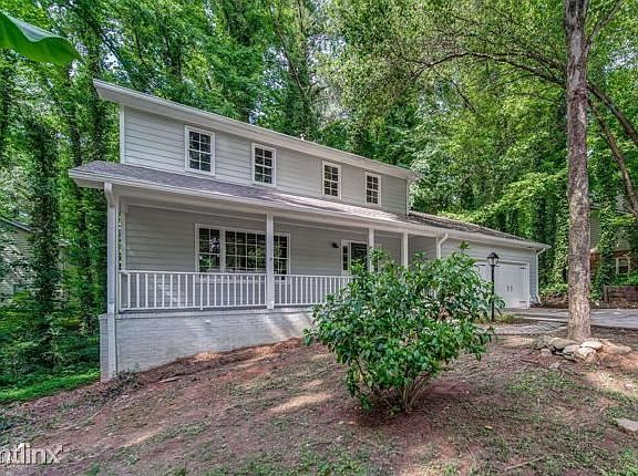 5th image of 586R Buckeye Cir SE