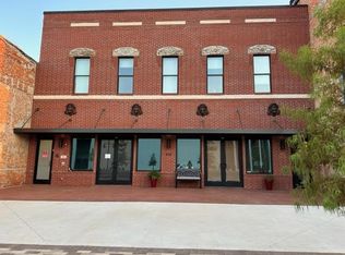 226 W Main St #201, Denison, TX 75020