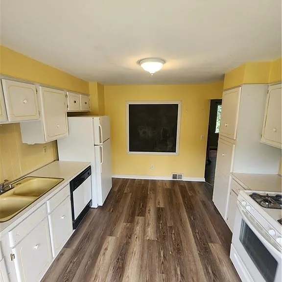 43 Nason Pkwy — Photo 6
