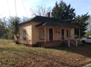 126 South St, Rockingham, NC 28379