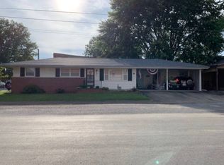 105 N Columbus Ave, Golconda, IL 62938