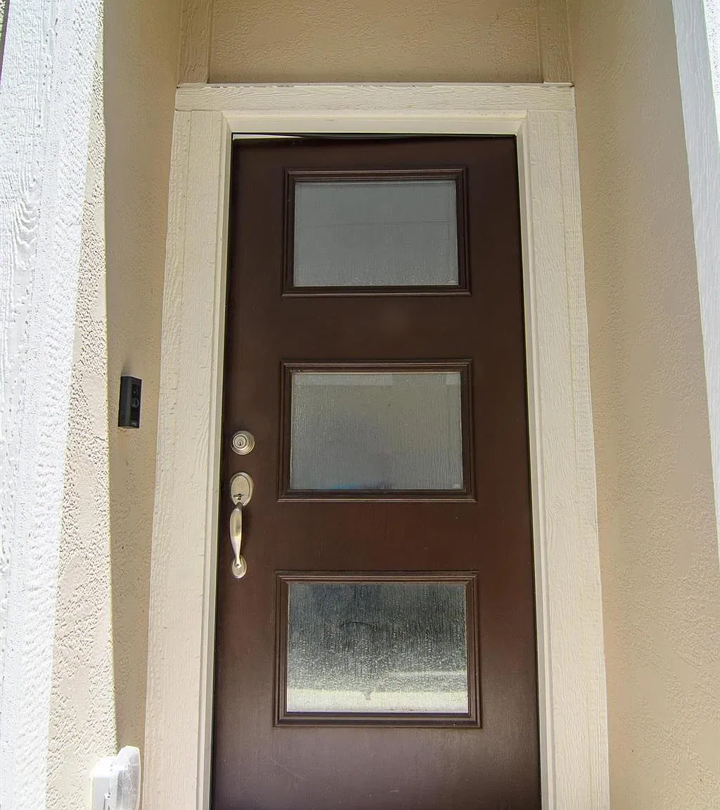 3 bed, 2.5 bath, 1795 sqft, $2,449 — Photo 3