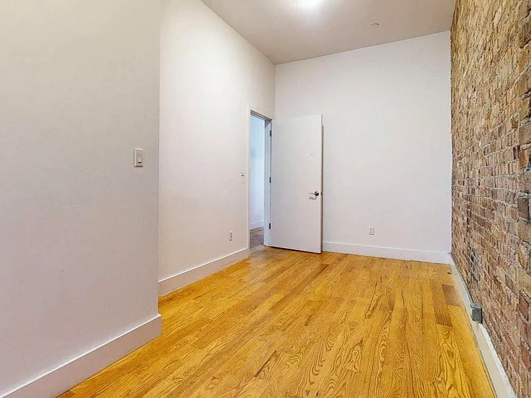 255 W 121st St #PARLOR — Photo 6