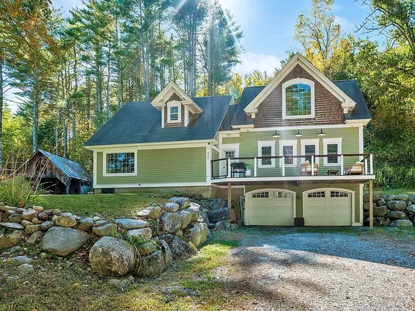 226 Patch Rd, Henniker, NH 03242