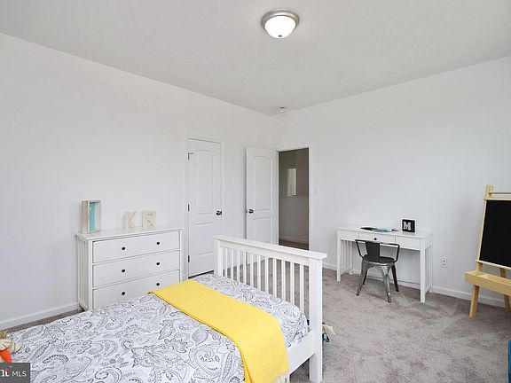 spared bedroom 1