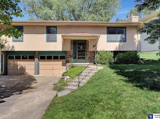 11130 U St, Omaha, NE 68137