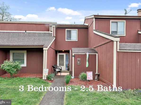 228 Brian Dr, Enola, PA 17025