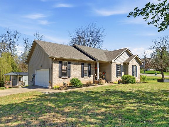 3rd image of 801 Turtle Creek Rd