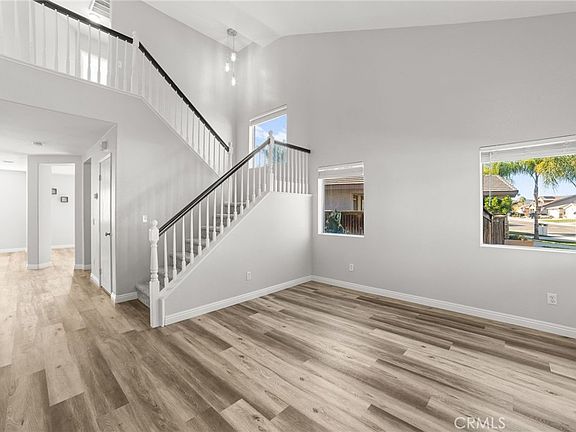 4th image of 26941 Merced St