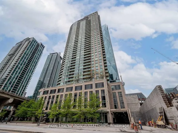 18 Yonge St #1606, Toronto, ON M5E 1Z8