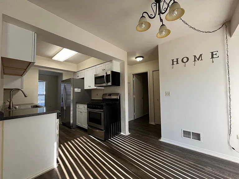 1132 Crimson Ct — Photo 5