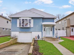 20 Holgate St, Staten Island, NY 10314
