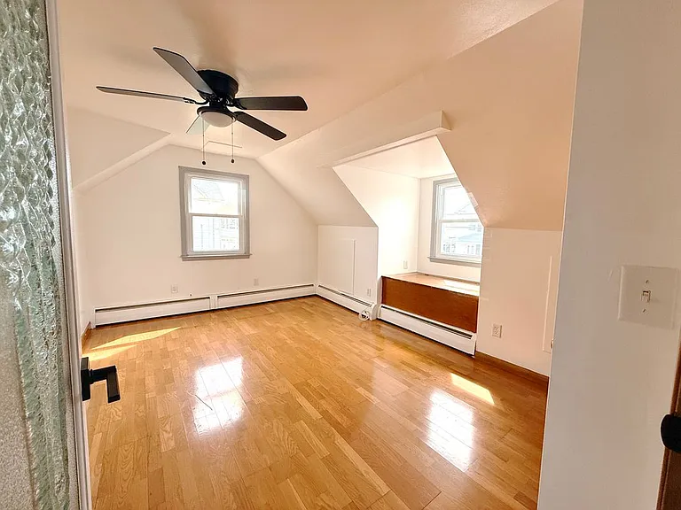 91 Enright St #2 — Photo 5