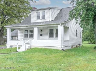 1924 Garrs Ln, Shively, KY 40216