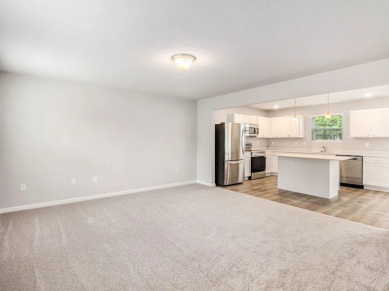 225 Wildflower Dr — Photo 10