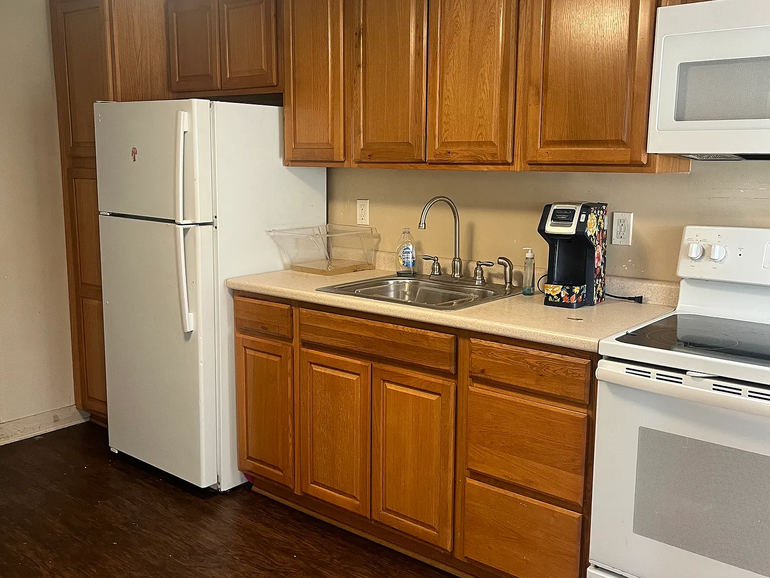 1 bed, 1.0 bath, 600 sqft, $1,195 — Photo 3