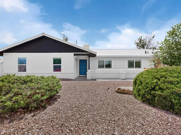 135 Tarpon Ave SE, Rio Rancho, NM 87124