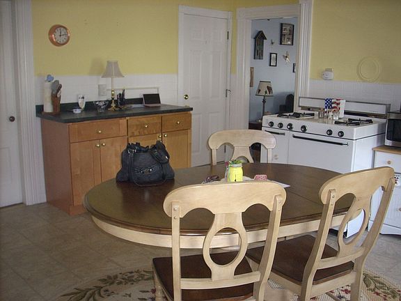 2nd image of 66 Dartmouth Street # Fl 2nd
