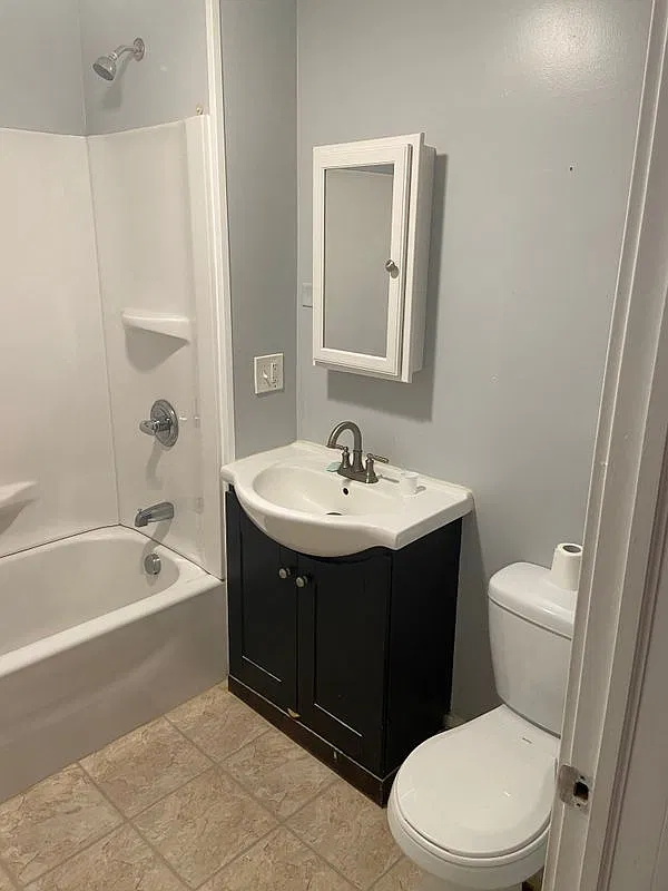 2 bed, 1.0 bath, 800 sqft, $1,650 — Photo 4