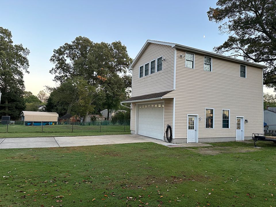 1st image of 509 Sunnyview Ct #B