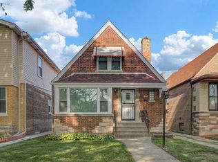 7920 S Sacramento Ave, Chicago, IL 60652
