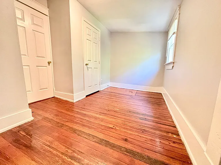 1406 S. 1st Street — Photo 31