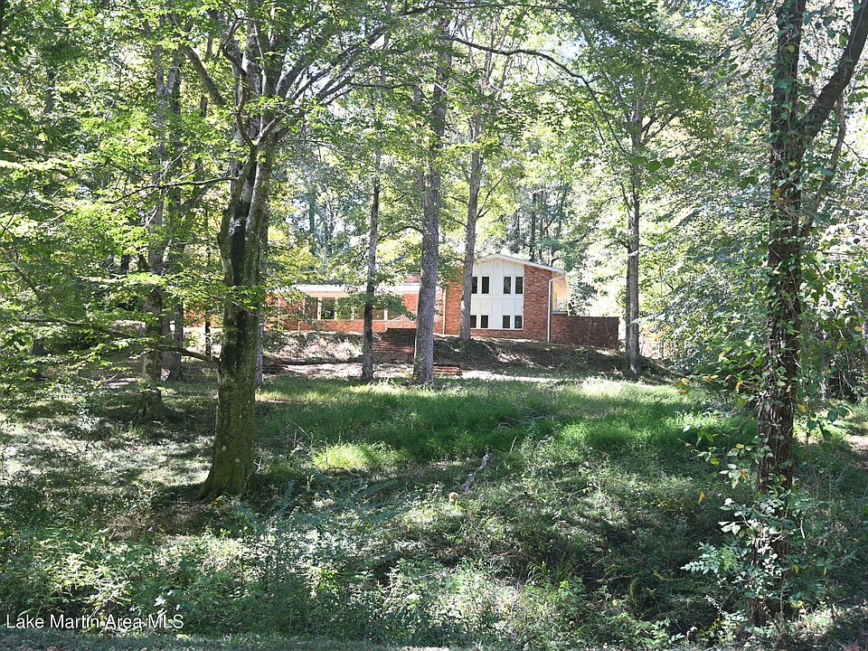 1st image of 431 Sleepy Hollow Dr