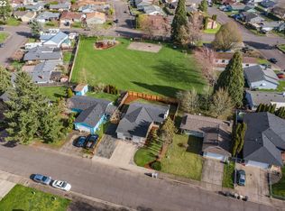 1597 Del Rio Ave SE, Albany, OR 97322