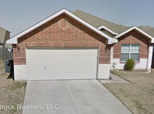 1108 Castle Springs Rd, Fort Worth, TX 76134