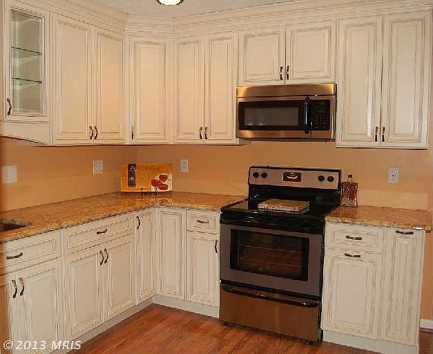 1st image of 464 Darby Ln