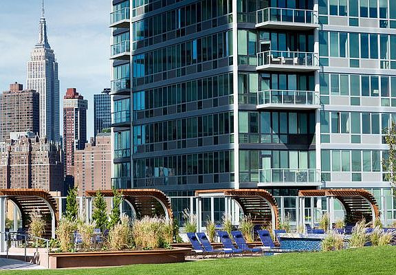 3rd image of 4545 Center Blvd #3206