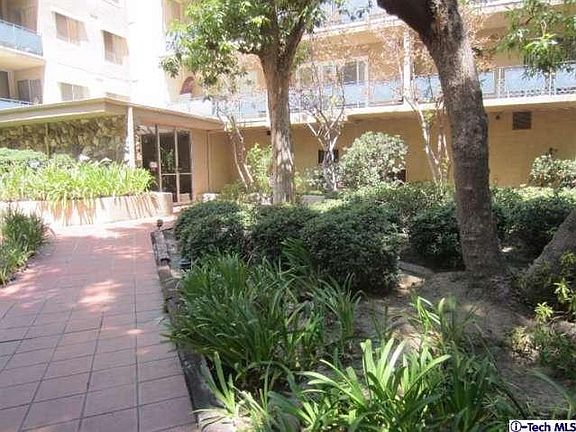 4th image of 1115 Cordova St APT 218