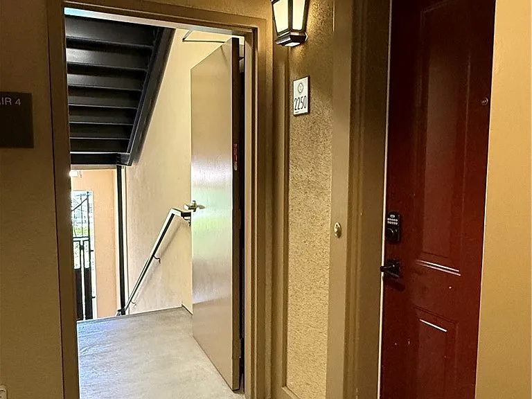 2250 Watermarke Pl — Photo 6