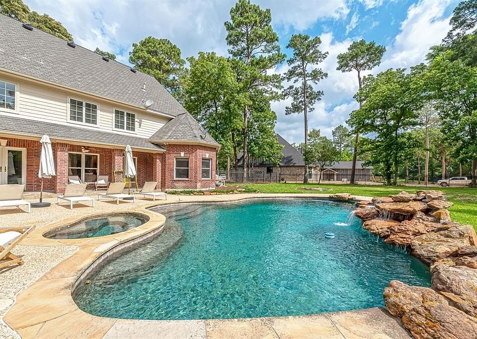 1st image of 25707 Bridle Creek Drive