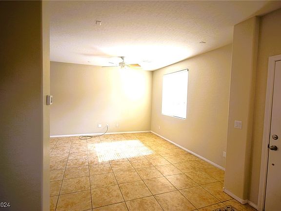 3rd image of 8321 Waylon Ave
