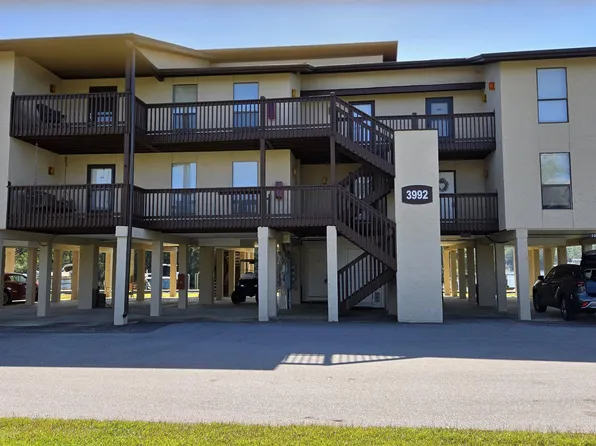 3992 Spinnaker Dr Unit 103, Gulf Shores, AL 36542
