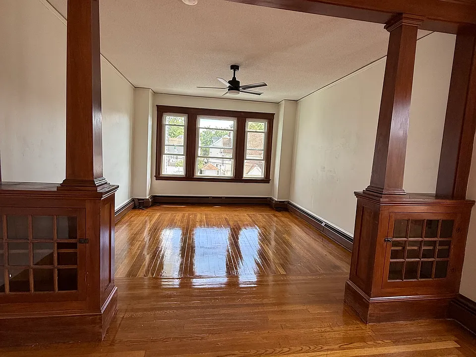 9 Logan St #2