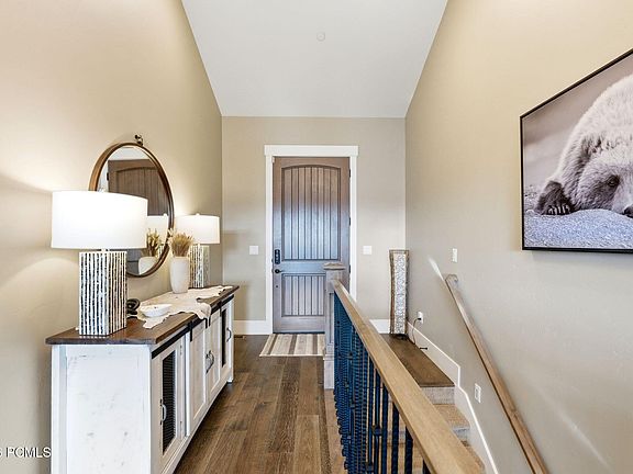 2nd image of 1735 E Viewside Cir