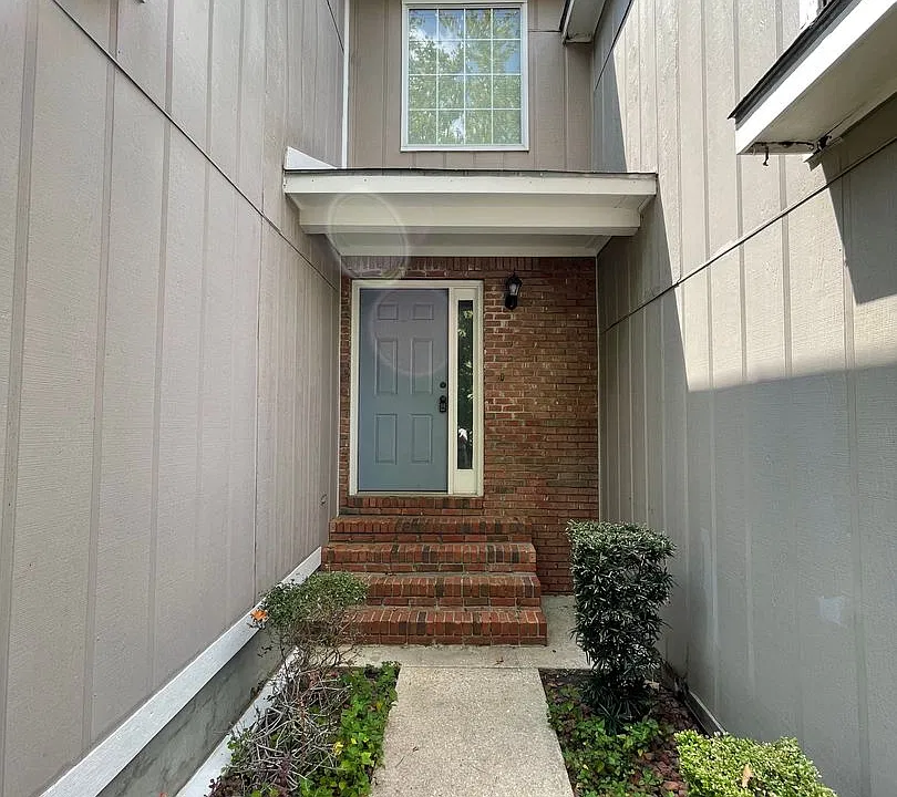 94 Woodfield Pl
